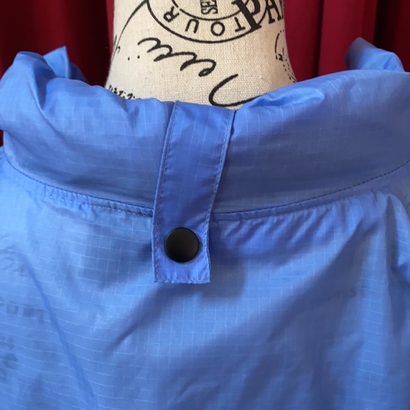 XL North Carolina light weight wind breaker - Picture 5 of 5